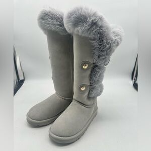 Australia Luxe Collective NWT Nordic Tall Shearling Ice Gray US 7 | EU 38